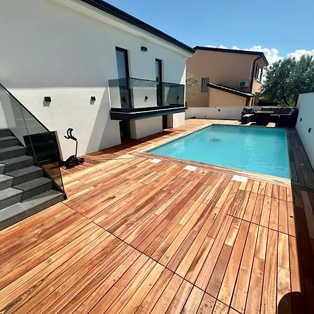Monte R+luxury Villa