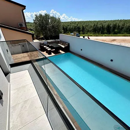 Villa Monte R+luxury