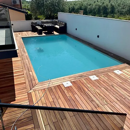 Monte R+luxury * Crveni Vrh