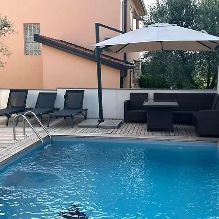 Monte R+luxury Villa Crveni Vrh